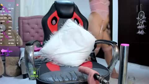 Sofia  online show from December 2, 9:50 pm