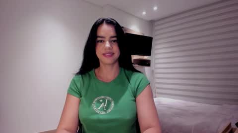 Snapshot of sofi_saenzz chatting on October 8, 12:08 am Sofi Saenzz online show from October 8, 12:08 am