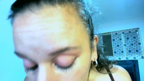 Snapshot of sofi_saliva2511 chatting on October 17, 6:32 pm sofi online show from October 17, 6:32 pm