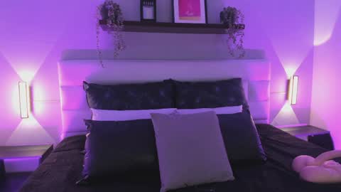 sofi_sp online show from March 30, 11:55 am