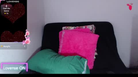 sofia  whitee online show from May 21, 6:42 am