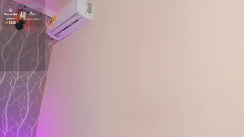 Snapshot of sofia_cleyton1 chatting on January 31, 12:29 pm online show from January 31, 12:29 pm