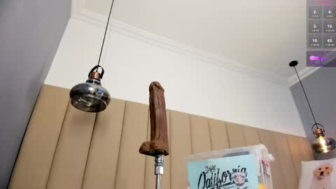 Sofia  online show from April 18, 11:25 am