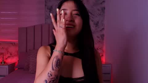 sofia gomes online show from March 12, 12:00 pm