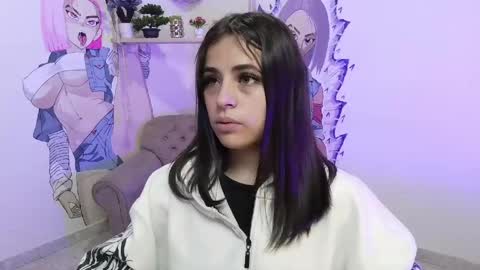 Snapshot of sofia_lara28 chatting on June 1, 3:25 pm sofia_lara28 online show from June 1, 3:25 pm