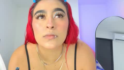 Snapshot of sofia_martinn chatting on November 21, 3:05 am Sofia online show from November 21, 3:05 am