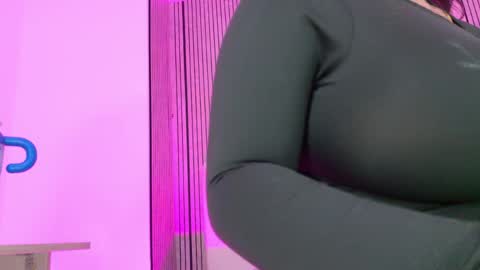 Sofia online show from April 26, 3:04 am