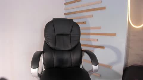 SOFIA online show from December 9, 8:01 pm