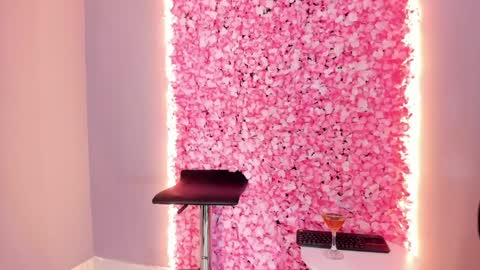 SOFIA online show from January 18, 7:58 pm