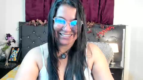 sofia_sorceress online show from November 17, 12:16 am