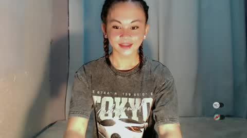 Snapshot of sofia_sweetheart18 chatting on June 19, 9:24 am sofia_sweetheart18 online show from June 19, 9:24 am