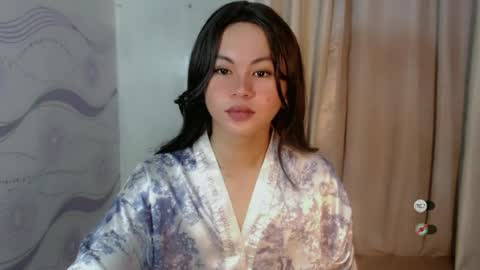 Snapshot of sofia_sweetheart18 chatting on July 6, 4:09 pm sofia_sweetheart18 online show from July 6, 4:09 pm