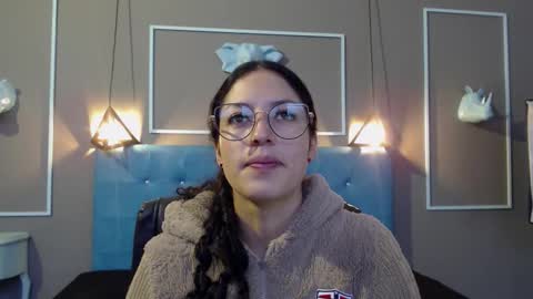 Sofa online show from November 6, 11:33 am