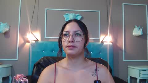 Sofa online show from November 9, 11:19 am