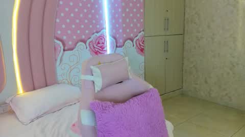 sofiaabigboobs online show from November 28, 11:57 am