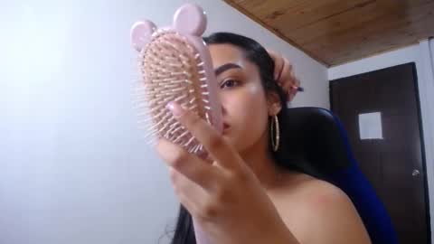 Snapshot of sofiaasexy19 chatting on October 2, 12:56 pm Sofia online show from October 2, 12:56 pm