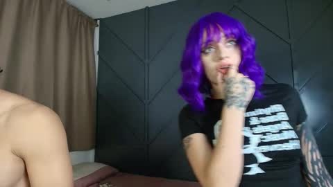 sofiablossom22 online show from April 23, 12:56 am