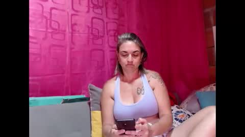 Snapshot of sofiablues chatting on March 25, 4:02 pm sofia online show from March 25, 4:02 pm