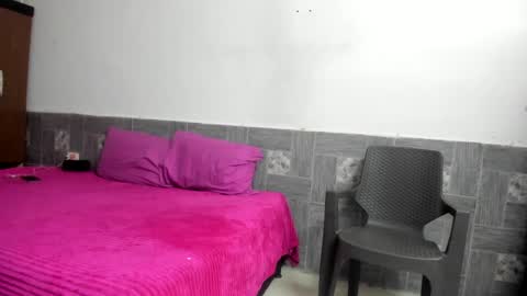 Snapshot of sofiacandy17 chatting on January 19, 5:18 pm Danna Sofia online show from January 19, 5:18 pm