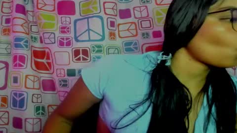 Snapshot of sofiacandy17 chatting on March 8, 4:23 am Danna Sofia online show from March 8, 4:23 am