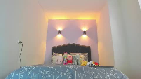 Sofia online show from October 31, 4:08 pm