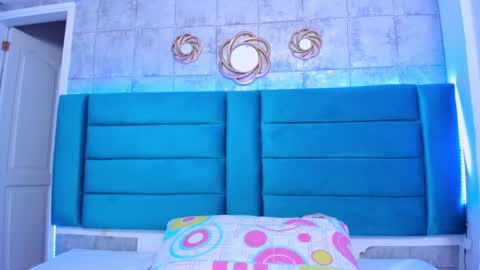 Sofia Miller  online show from January 8, 10:59 am