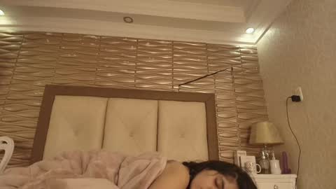 Sofi - next broadcast today 1030pm Colombia time online show from November 10, 2:43 am