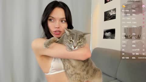 Snapshot of sofiasimons chatting on February 24, 7:22 am Sofia online show from February 24, 7:22 am