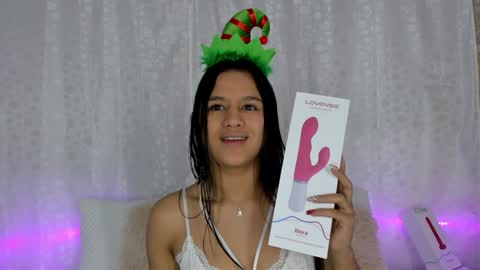 Danna Sofia online show from December 13, 12:20 am