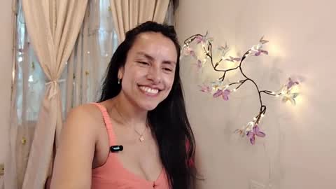 Sofi Bella online show from May 11, 7:11 pm