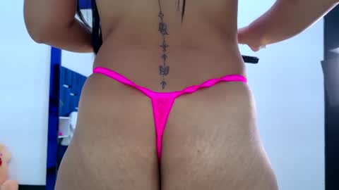 Snapshot of soficabrera chatting on July 1, 9:58 pm Sofia Cabrera online show from July 1, 9:58 pm
