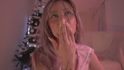 Sofi  online show from December 12, 2:37 am