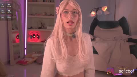 Sofi  online show from September 19, 9:48 pm