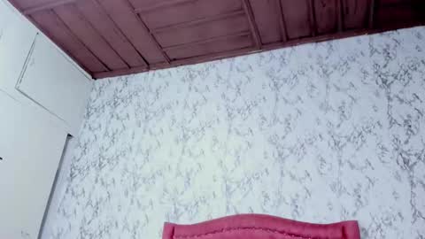 Snapshot of sofifoox chatting on December 14, 9:03 am Sofi online show from December 14, 9:03 am