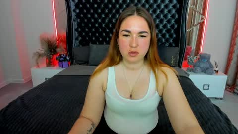 sofii_darling online show from April 22, 5:25 pm