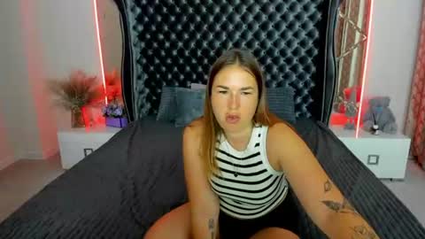Snapshot of sofii_darling chatting on July 23, 1:58 am sofii_darling online show from July 23, 1:58 am