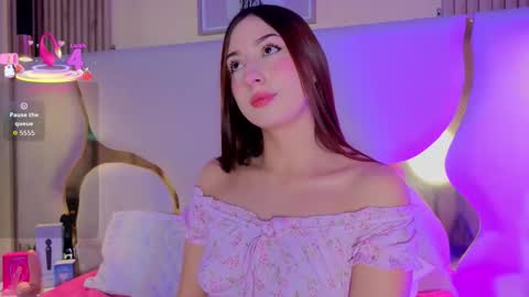 sofii_jones online show from January 5, 9:40 pm