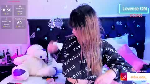 sofiia cute  online show from April 23, 5:30 am