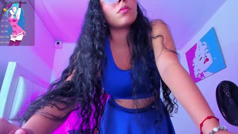  Sofa Daz  online show from December 6, 11:47 pm