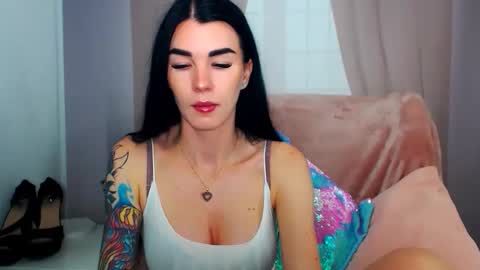 sofiiadream online show from December 18, 2:23 pm