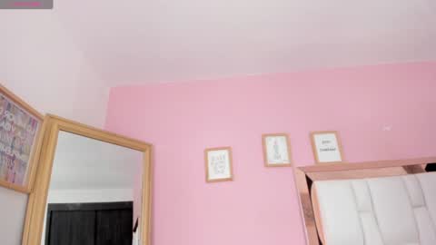 Snapshot of sofiiagudelo chatting on January 30, 4:27 am Sofi agudelo online show from January 30, 4:27 am