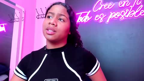 Snapshot of sofiifox chatting on March 5, 7:38 pm sofiifox online show from March 5, 7:38 pm