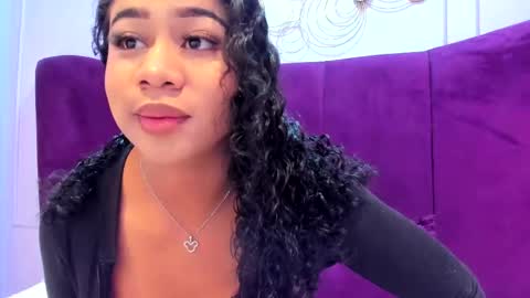 Snapshot of sofiifox chatting on October 3, 7:33 pm sofiifox online show from October 3, 7:33 pm