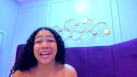 Snapshot of sofiifox chatting on November 19, 7:47 pm sofiifox online show from November 19, 7:47 pm