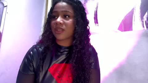 sofiifox online show from April 24, 4:04 am