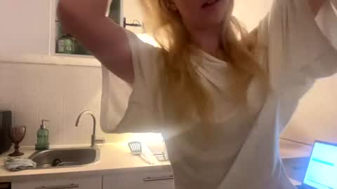 sofii online show from July 25, 11:46 pm