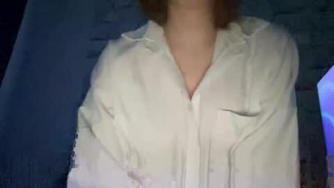 Snapshot of sofinovvak chatting on March 27, 2:50 pm Sofi online show from March 27, 2:50 pm