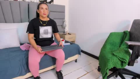      online show from July 22, 11:13 am