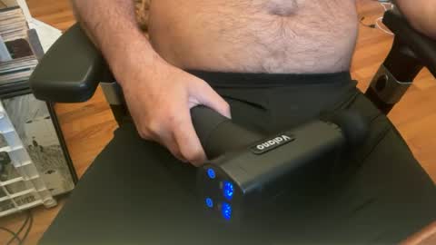 Snapshot of soflastiffyboy69 chatting on July 8, 4:33 pm soflastiffyboy69 online show from July 8, 4:33 pm