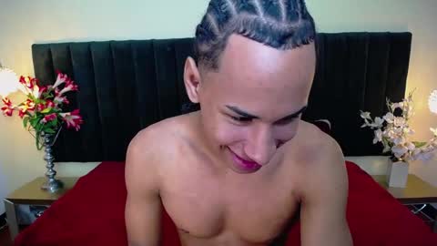 Cam and Amy online show from January 5, 7:50 pm